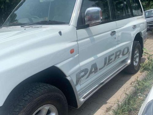 Used Mitsubishi Pajero SFX MT for sale at low price