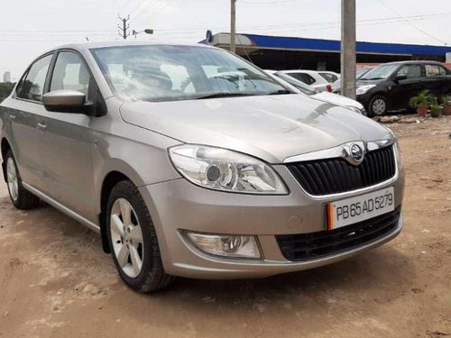 Skoda Rapid 1.6 MPI MT ambition style, 2015, Petrol for sale 