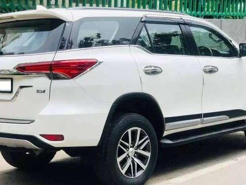 Used Toyota Fortuner 4x4 AT for sale at low price