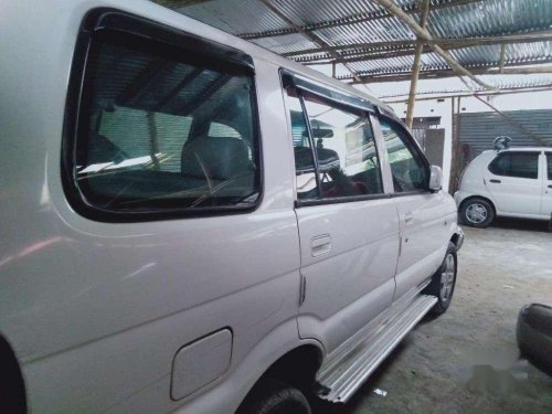 Used Chevrolet Tavera Neo MT for sale at low price