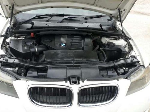Used BMW 3 Series 320d 2011 AT for sale 