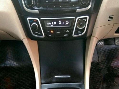 Maruti Suzuki Ciaz ZDi SHVS, 2016, Diesel MT for sale 