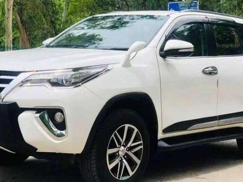 Used Toyota Fortuner 4x4 AT for sale at low price