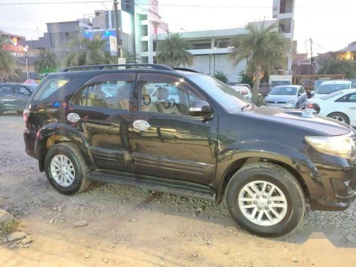 Toyota Fortuner 3.0 4x4 MT, 2012, Diesel for sale 