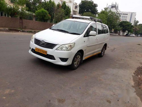 Toyota Innova 2.5 G4 8 STR, 2012, Diesel MT for sale 