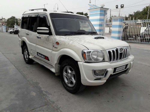 Mahindra Scorpio VLX 2011 MT for sale 