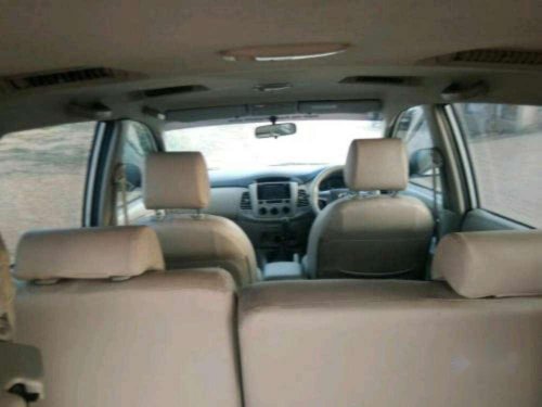 Toyota Innova 2.5 G 8 STR BS-IV, 2014, Diesel MT for sale 