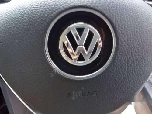 Volkswagen Polo, 2015, Petrol MT for sale 