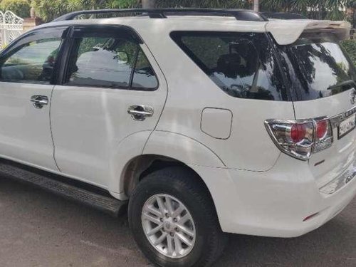 Toyota Fortuner 3.0 4x2 AT, 2014, Diesel for sale