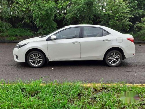 Used Toyota Corolla Altis GL MT car at low price