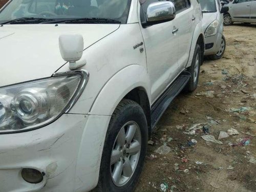 Used Toyota Fortuner 4x4 MT 2010 for sale 