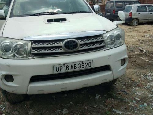 Used Toyota Fortuner 4x4 MT 2010 for sale 