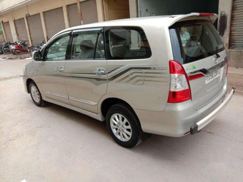 Toyota Innova 2.5 V 7 STR, 2014, Diesel MT for sale 