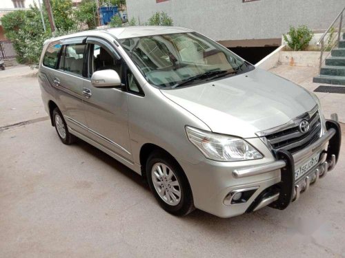 Toyota Innova 2.5 V 7 STR, 2014, Diesel MT for sale 