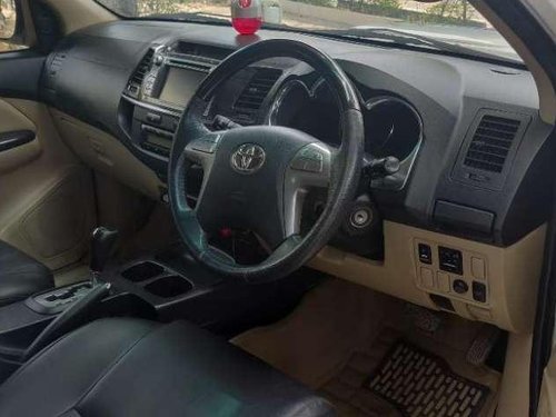 Toyota Fortuner 3.0 4x2 AT, 2014, Diesel for sale 