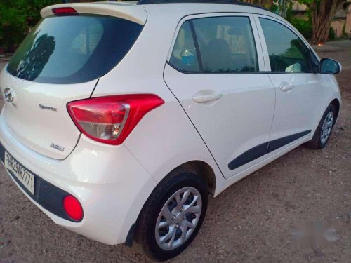 Hyundai Grand I10 i10 Sportz 1.1 CRDi, 2018, Diesel MT for sale 