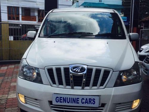 Used 2010 Mahindra Xylo E8 ABS Airbag MT for sale