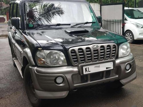 Mahindra Scorpio SLX 2.6 Turbo 7 Str 2006 MT for sale 