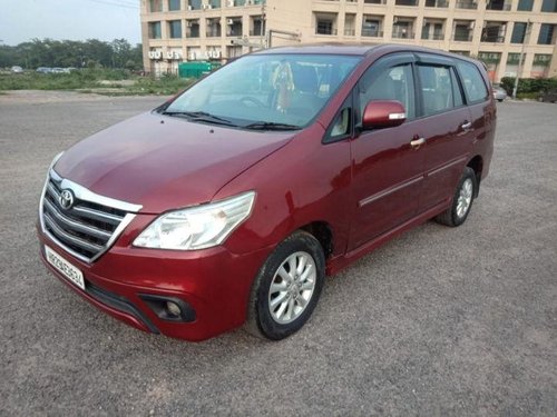 Used Toyota Innova MT 2004-2011 car at low price