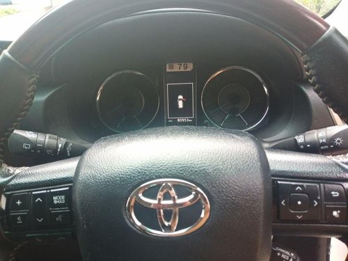 Used Toyota Fortuner 2.8 4WD MT car at low price