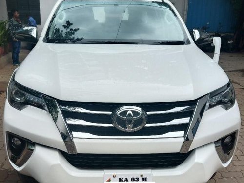 Used Toyota Fortuner 2.8 4WD MT car at low price