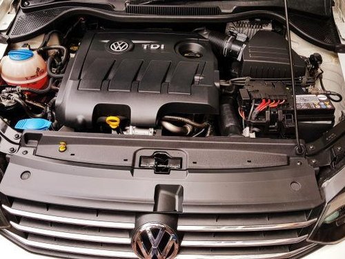 Volkswagen Vento 2013-2015 1.5 TDI Highline AT for sale