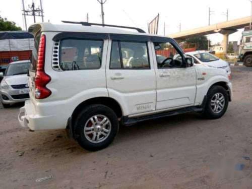 Mahindra Scorpio VLX 2WD BS-IV, 2014, Diesel MT for sale 