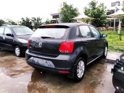 Volkswagen Polo 1.2 MPI Highline MT 2015 for sale