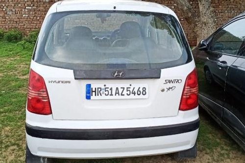 Used Hyundai Santro AT CNG MT car at low price