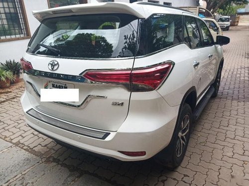 Used Toyota Fortuner 2.8 4WD MT car at low price