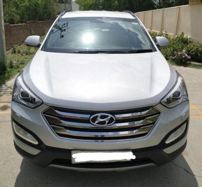 Hyundai Santa Fe  4WD AT 2015 for sale