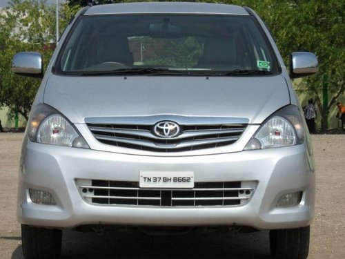 Toyota Innova 2004-2011 2.5 V Diesel 7-seater MT for sale