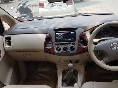 2005 Toyota Innova MT 2004-2011 for sale at low price