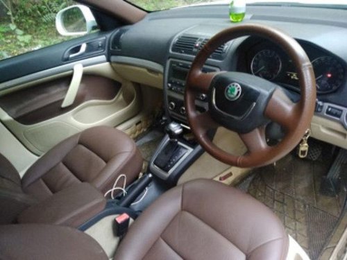 Skoda Laura Ambiente MT 2010 for sale