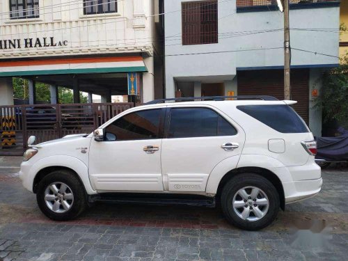 Toyota Fortuner 3.0 4x4 MT, 2011, Diesel for sale 