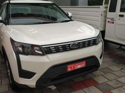 Mahindra XUV300 2019 MT for sale 