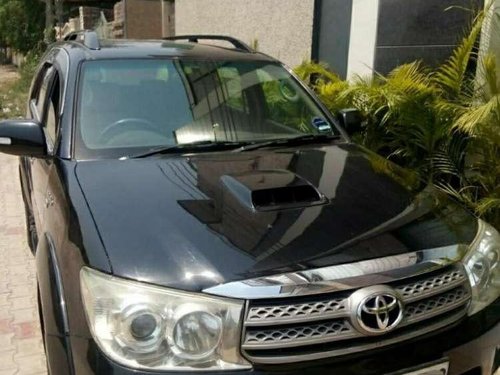 Toyota Fortuner 3.0 4x4 MT, 2009, Diesel for sale 