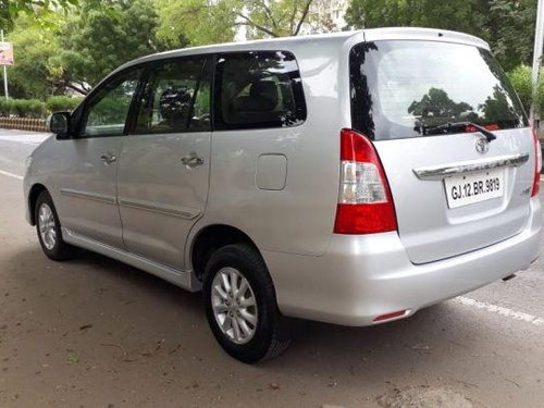 Used Toyota Innova MT 2004-2011 car at low price