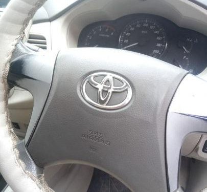 Used Toyota Innova MT 2004-2011 car at low price