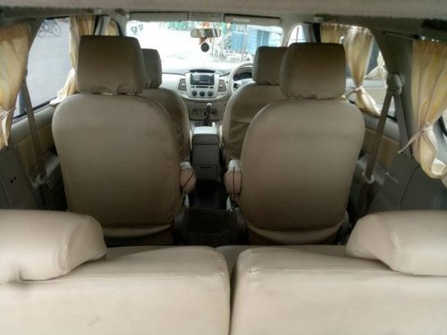 Used Toyota Innova MT 2004-2011 car at low price