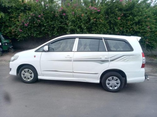 Used Toyota Innova MT 2004-2011 car at low price