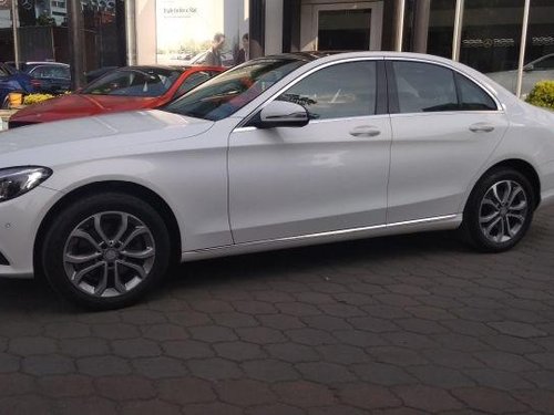 Used Mercedes Benz C-Class C 220CDIBE Avantgarde Command AT car at low price