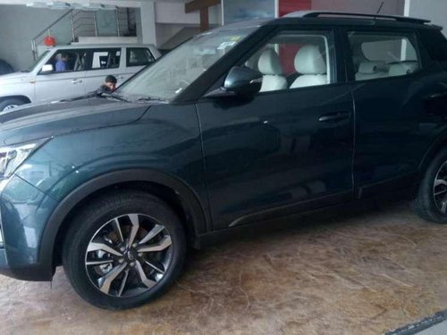 Mahindra XUV300 2019 MT for sale 