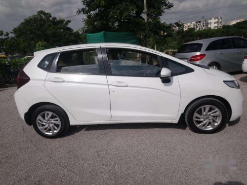 2015 Honda Jazz V AT for sale 