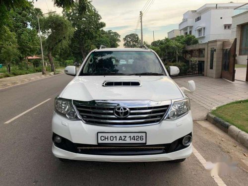 Toyota Fortuner 3.0 4x2 AT, 2014, Diesel for sale