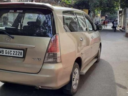 Used 2009 Innova 2.0 GX 8 STR  for sale in Kolkata