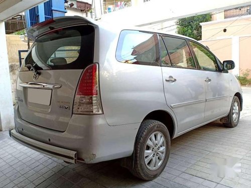 Toyota Innova 2.5 V 7 STR, 2011, Diesel AT for sale 