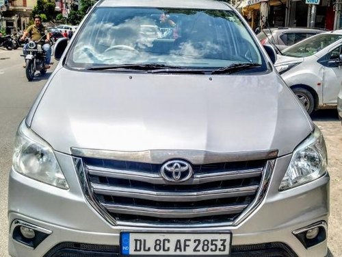 Used Toyota Innova MT 2004-2011 car at low price