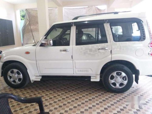 Mahindra Scorpio SLE BS-IV, 2013, Diesel AT for sale 