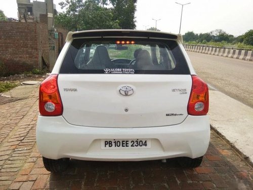 Used Toyota Etios Liva MT car at low price